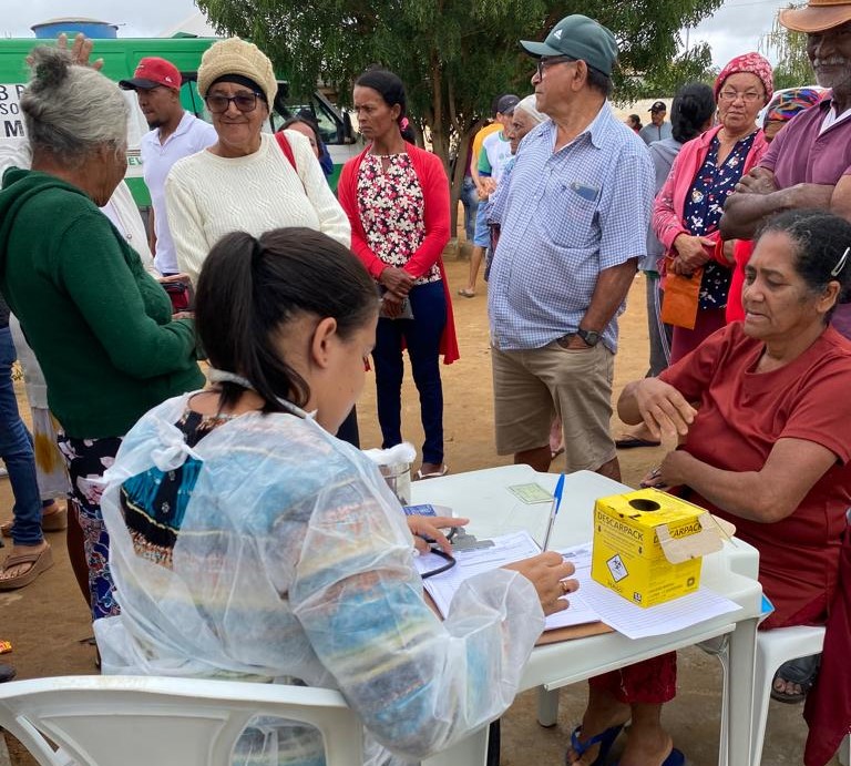 PREFEITURA DE CAMPO FORMOSO REALIZA FEIRA DA SAÚDE EM ZONA RURAL COM MAIS DE 200 ATENDIMENTOS E POPULAÇÃO COMEMORA
