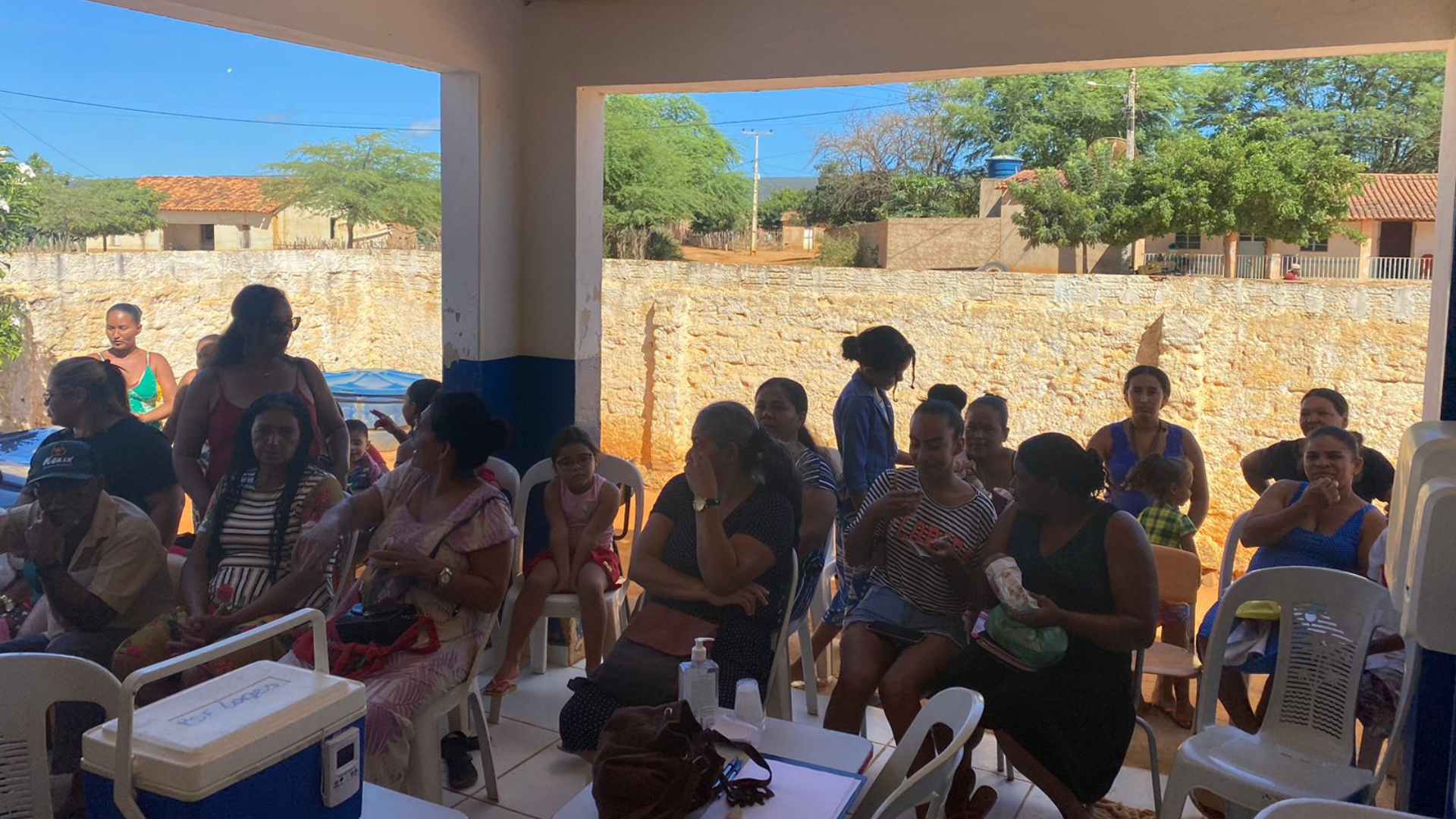 COMUNIDADE DE BORGES RECEBE MUTIRÃO DE SAÚDE
