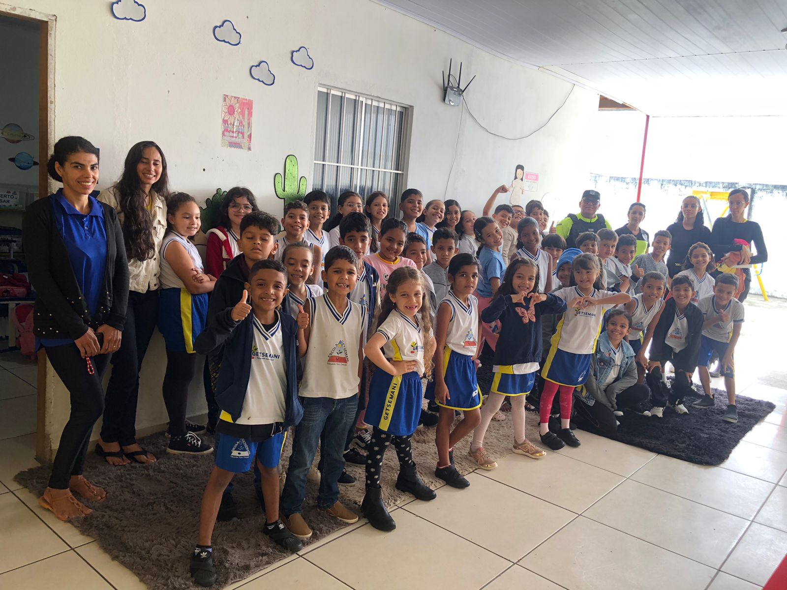 SUPERINTENDÊNCIA MUNICIPAL DE TRÂNSITO PROMOVE VISITAS ÀS ESCOLAS NA PROGRAMAÇÃO DO MAIO AMARELO