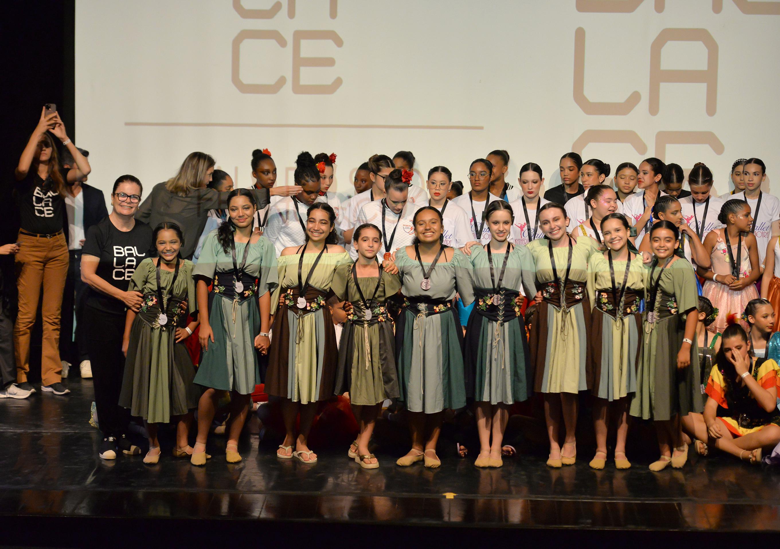 ARTISTAS CAMPO-FORMOSENSES SÃO PREMIADOS NO BALLACE VALE DO SÃO FRANCISCO 2025