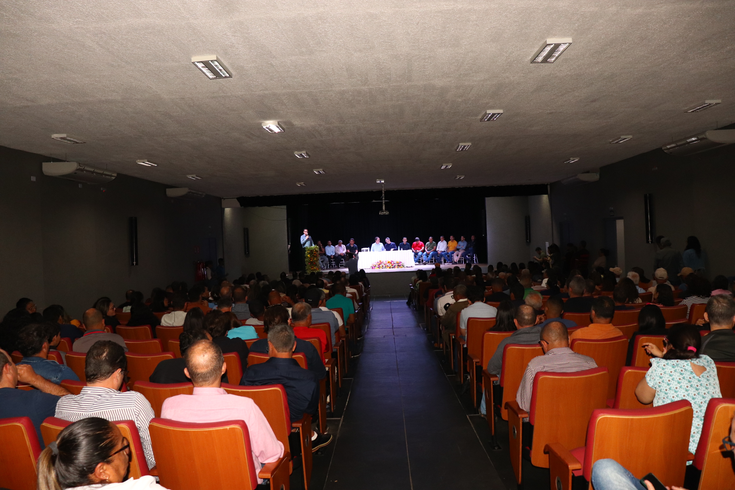 GESTÃO MUNICIPAL PROMOVE LANÇAMENTO DE PACOTE DE INVESTIMENTOS NA SAÚDE E OBRAS QUE JÁ IRÃO INICIAR