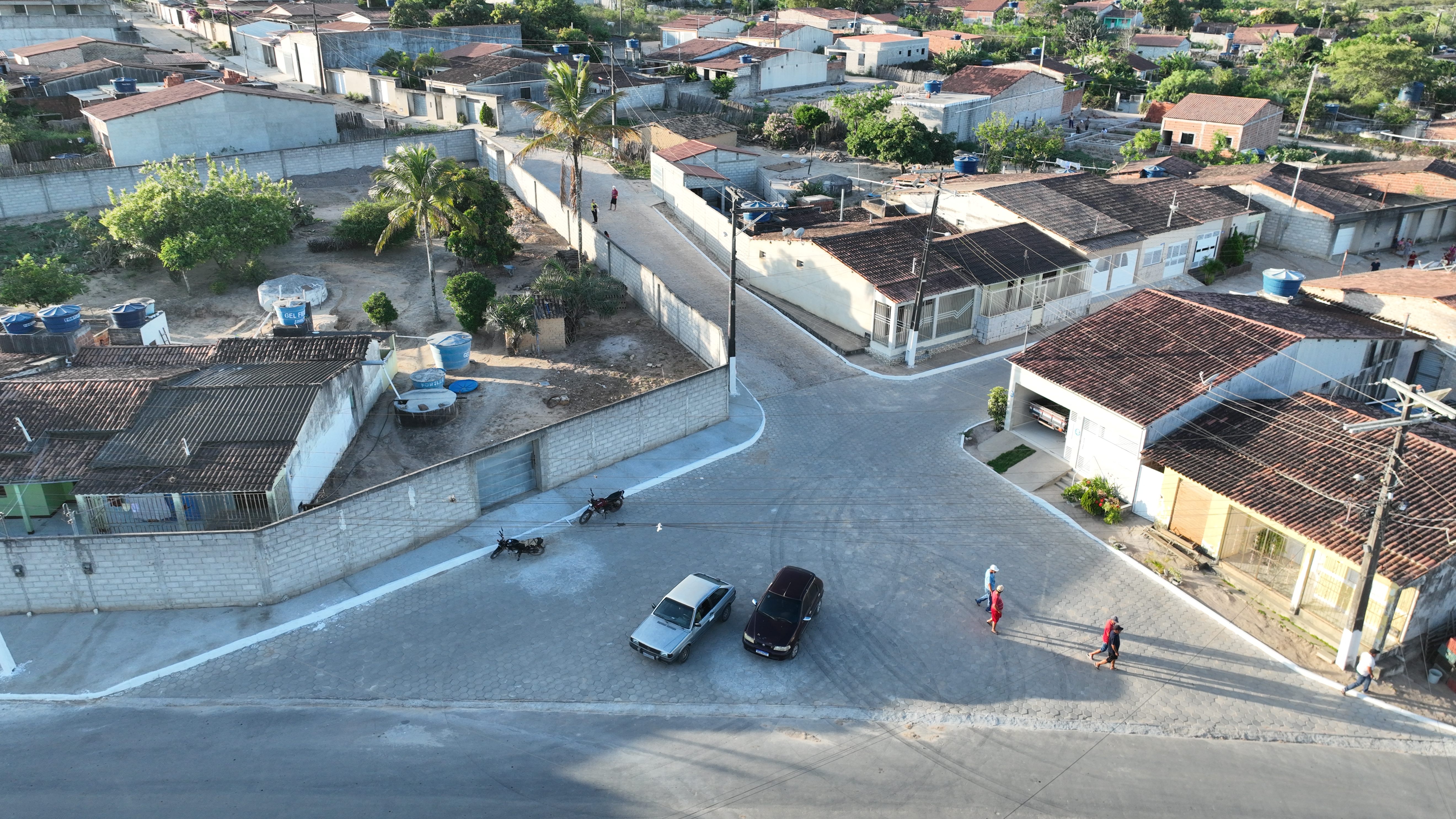 GESTÃO MUNICIPAL PROMOVE TARDE DE INAUGURAÇÃO E NOVIDADES EM CARAÍBAS