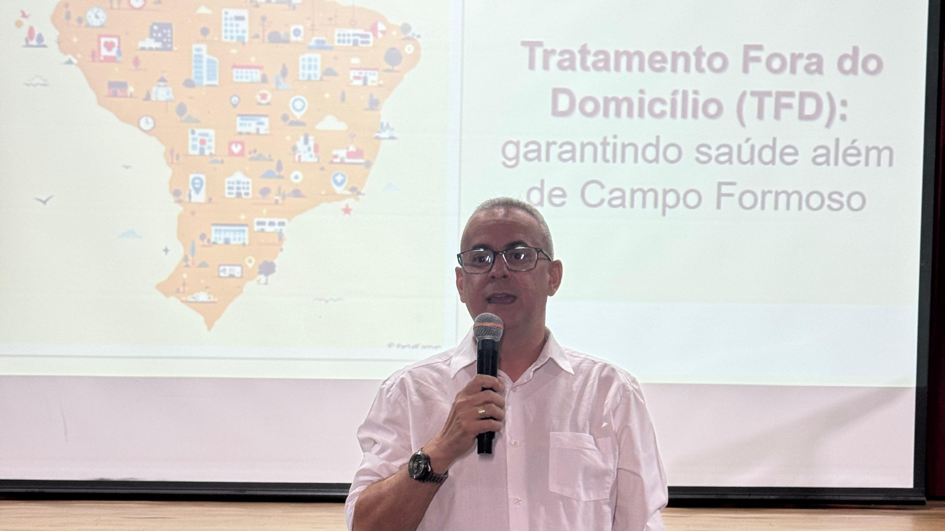 GESTÃO MUNICIPAL PROMOVE REUNIÃO SOBRE O SERVIÇO DE TRATAMENTO FORA DO DOMICÍLIO (TFD)