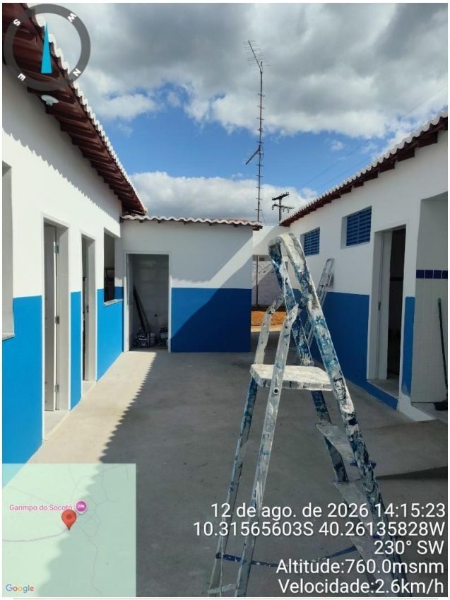 VISTA DE EXECUÇÃO DA PINTURA NA ÁREA COMUM INTERNA